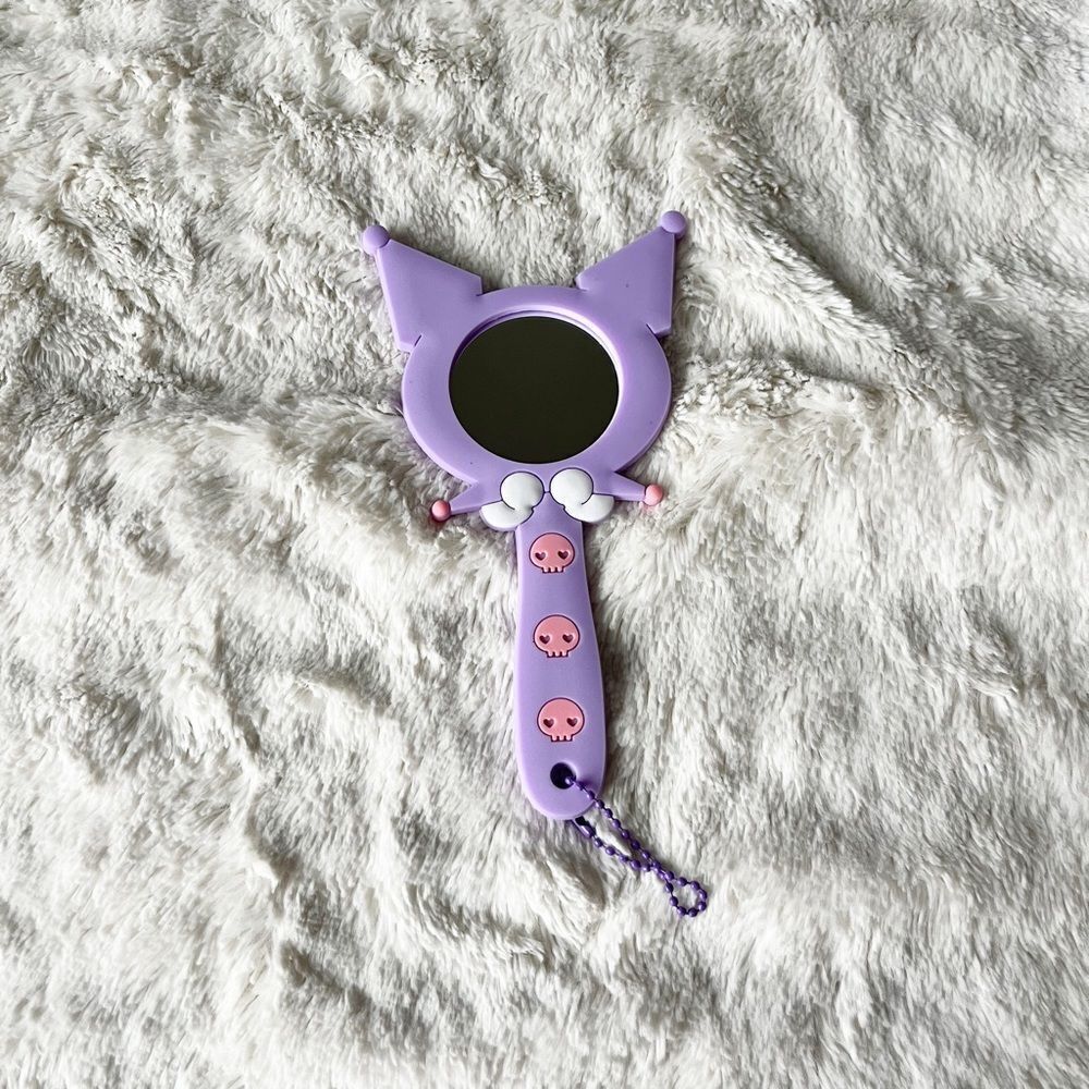 Sanrio Kuromi Purple Mirror Silicone Adjustable Handle - Picture 2 of 2